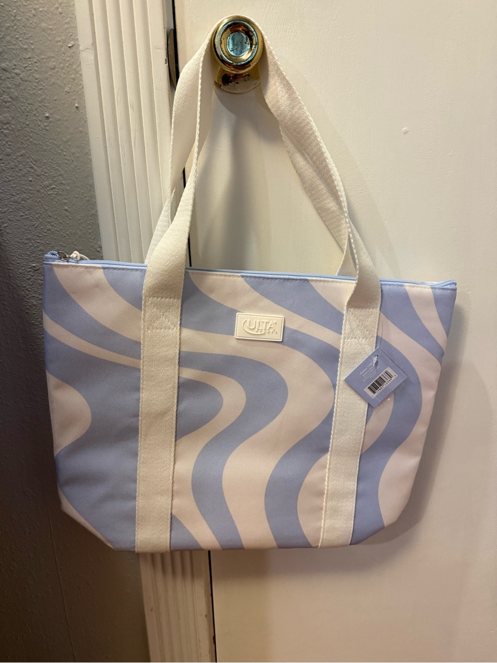Ulta Beauty Wave Print Cooler bag
